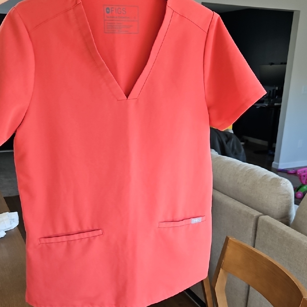 Figs V-Neck Scrub Top